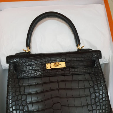 Hermès Kelly 25 Rouge de Coeur Sellier Alligator Mississippi Lisse Gol —  The French Hunter