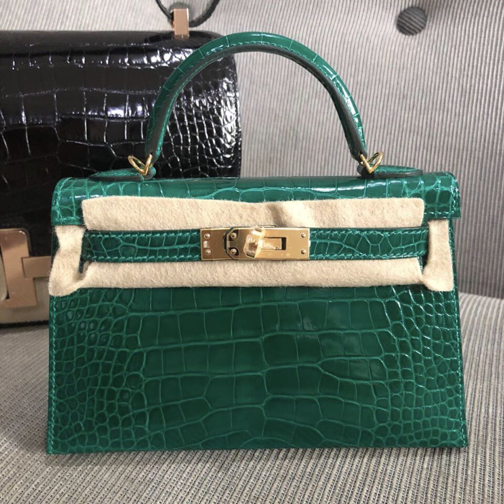Hermes 25cm Shiny Vert Emerald Crocodile Sellier Kelly Bag