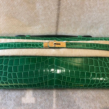 Hermès Kelly Cut Vert Emeraude Crocodile Porosus Lisse Gold Hardware G —  The French Hunter