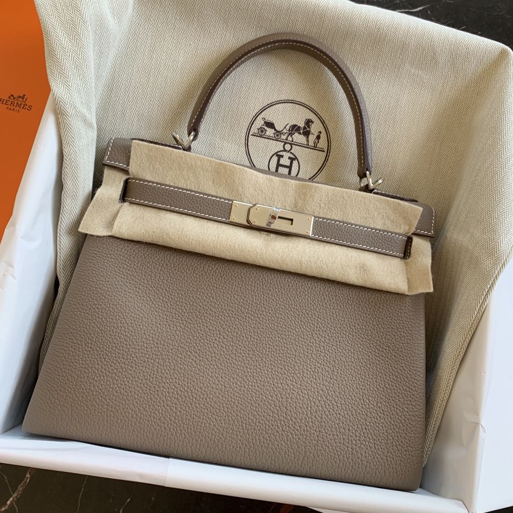 Hermès Etoupe Retourne Kelly 28cm of Togo Leather with Palladium Hardware, Handbags and Accessories Online, 2019