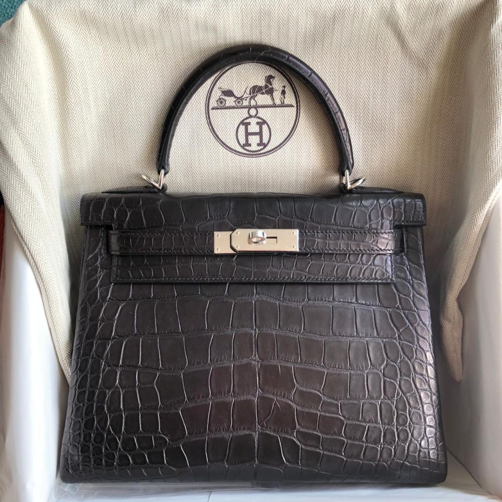 Hermes Kelly Retourne 28 Noir Black Matte Alligator Bag Handbag – MAISON de  LUXE