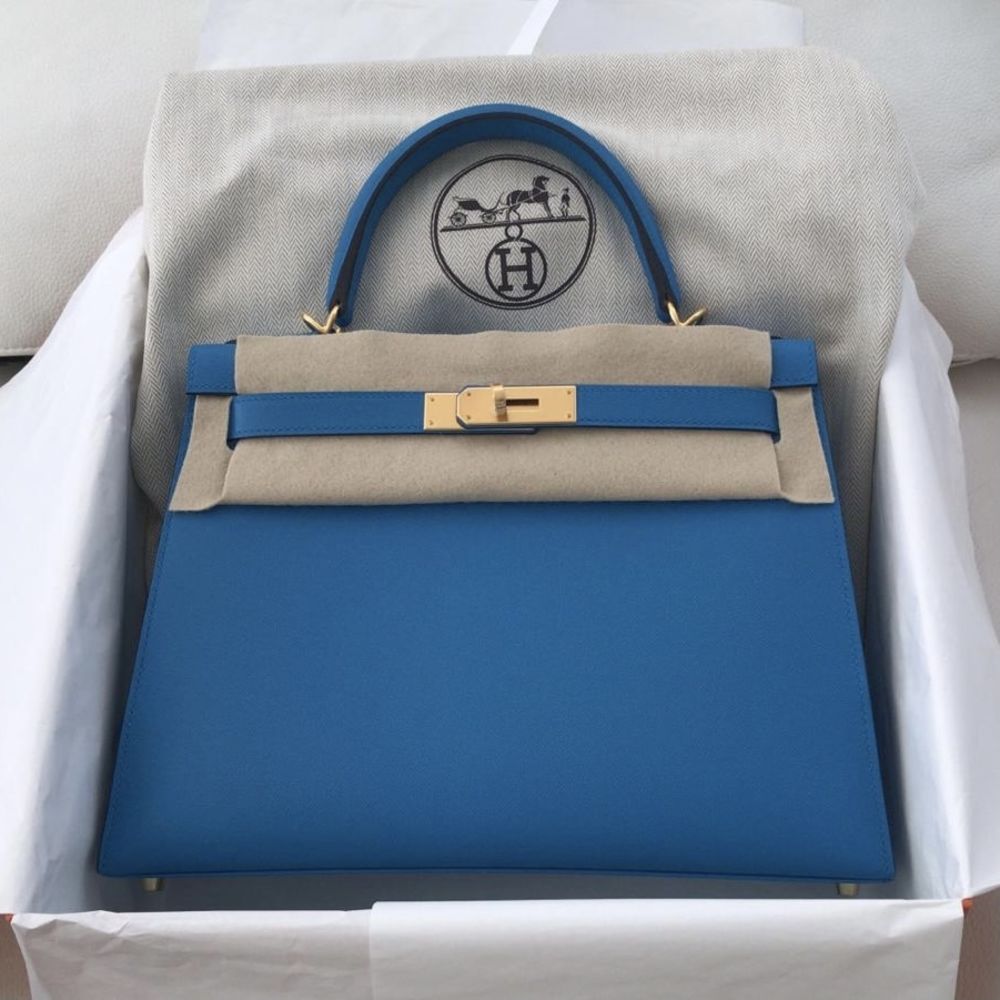 Hermès Kelly 28 Bleu Frida Sellier Veau Madame Gold Hardware GHW — The ...