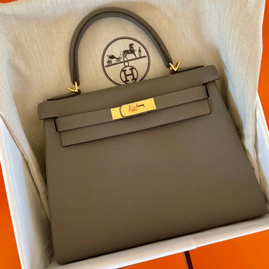 Hermès Kelly 28 Gris Mouette Sellier Epsom Gold Hardware GHW — The French  Hunter